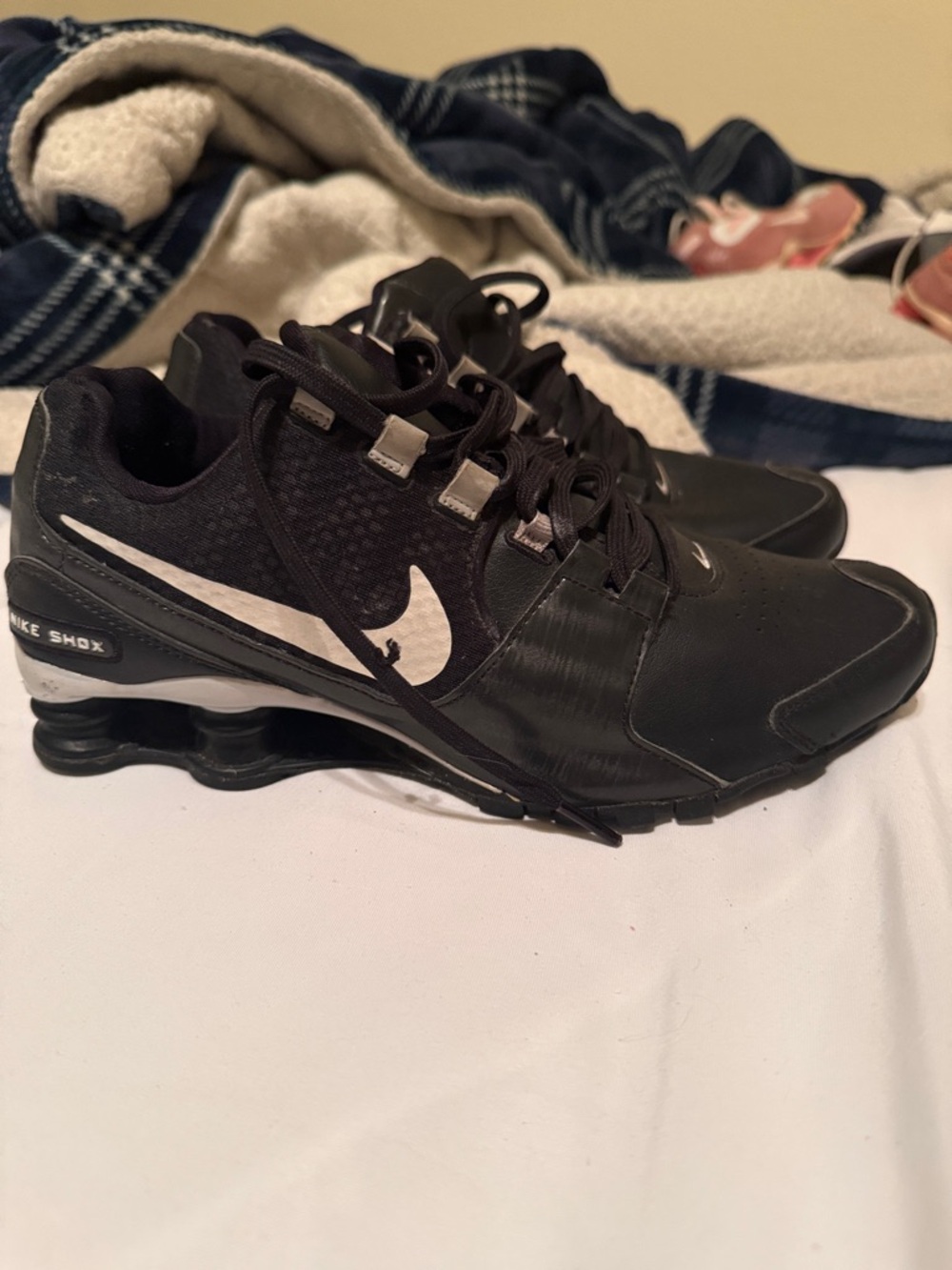 Nike Shox black Running Shoes size 9